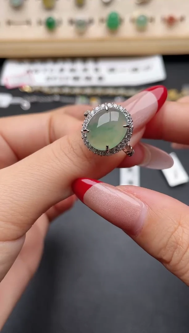 【闪购商品】翡翠戒指银S925镶嵌一物一证一礼盒