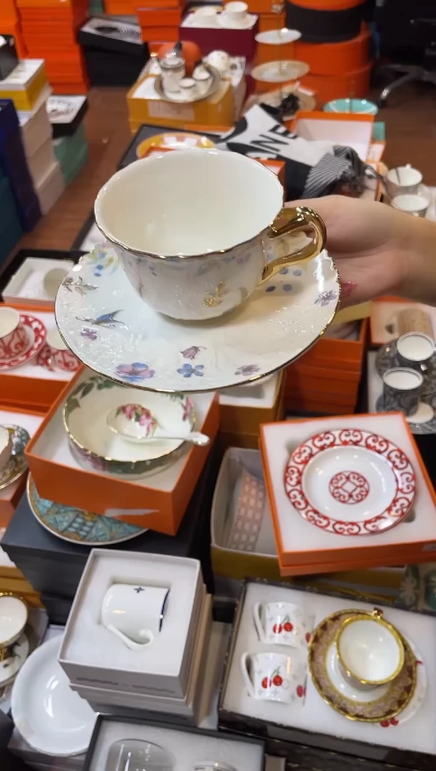 杯鸿辉家品牌瓷器，京东包邮！