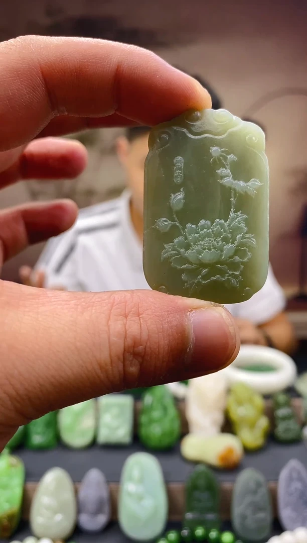 颈饰未镶嵌和田玉111