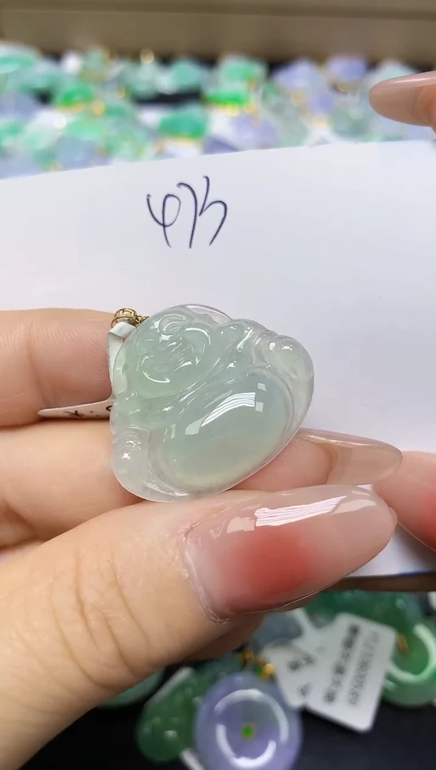 翡翠18K金镶嵌颈饰 天然缅甸翡翠A货