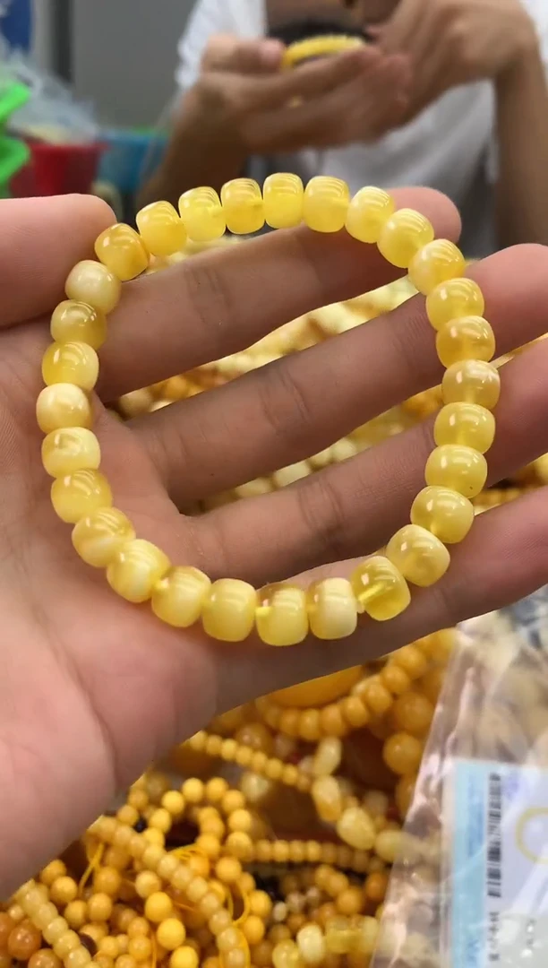 裸石蜜蜡未镶嵌手串