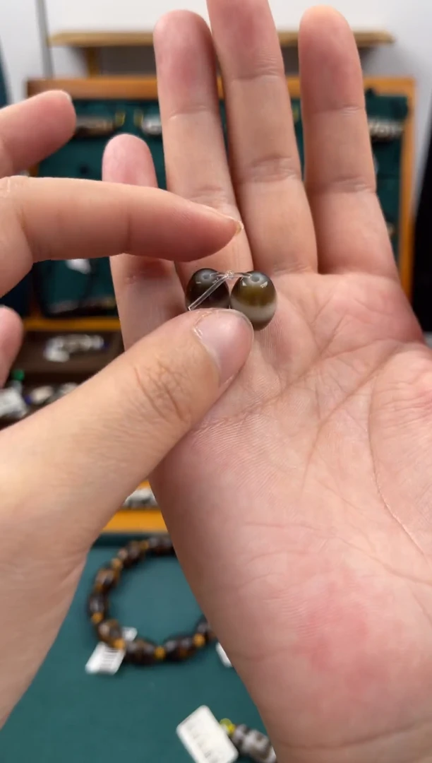 玛瑙/玉髓（覆膜）颈饰未镶嵌18.(微瑕随机发货)