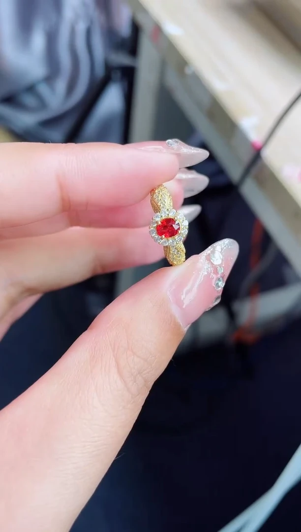 【闪购商品】彩色蓝宝石戒指银S925镶嵌戒指