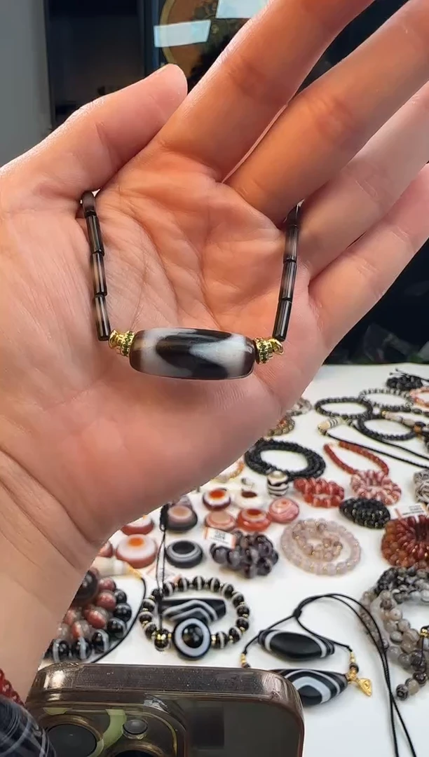 未镶嵌手链玛瑙/玉髓1130-04多样性发货