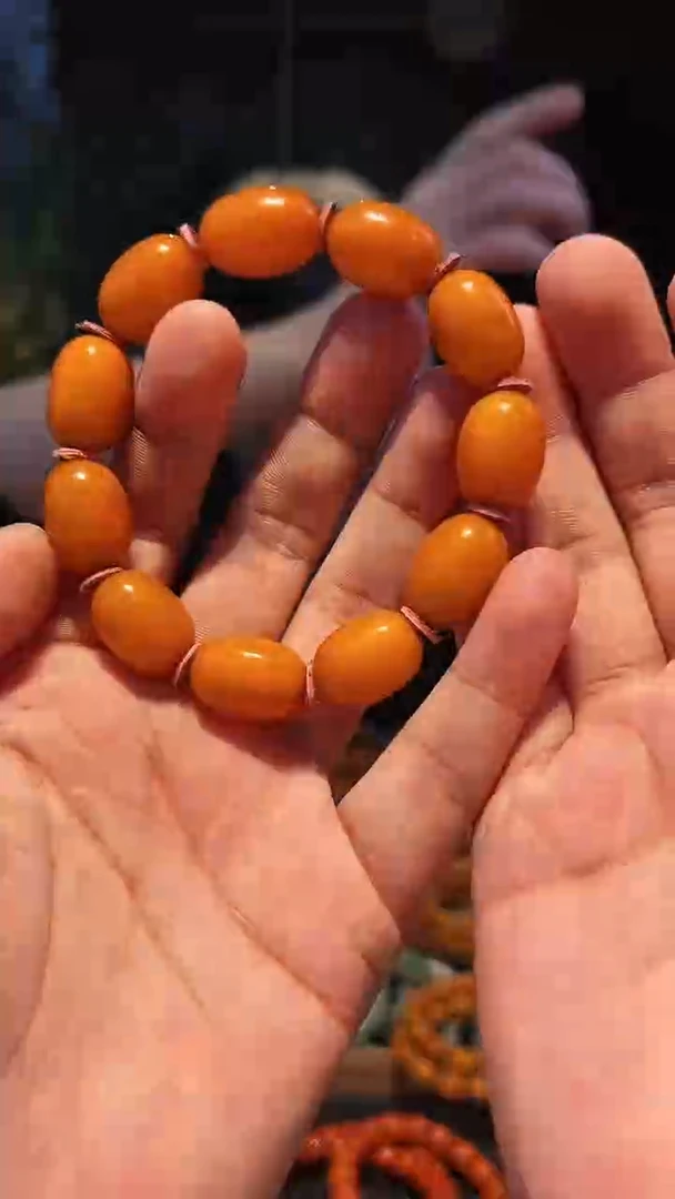 【闪购商品】蜜蜡手串未镶嵌14+单圈