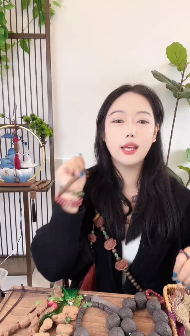 泥塑欢宜香脖挂