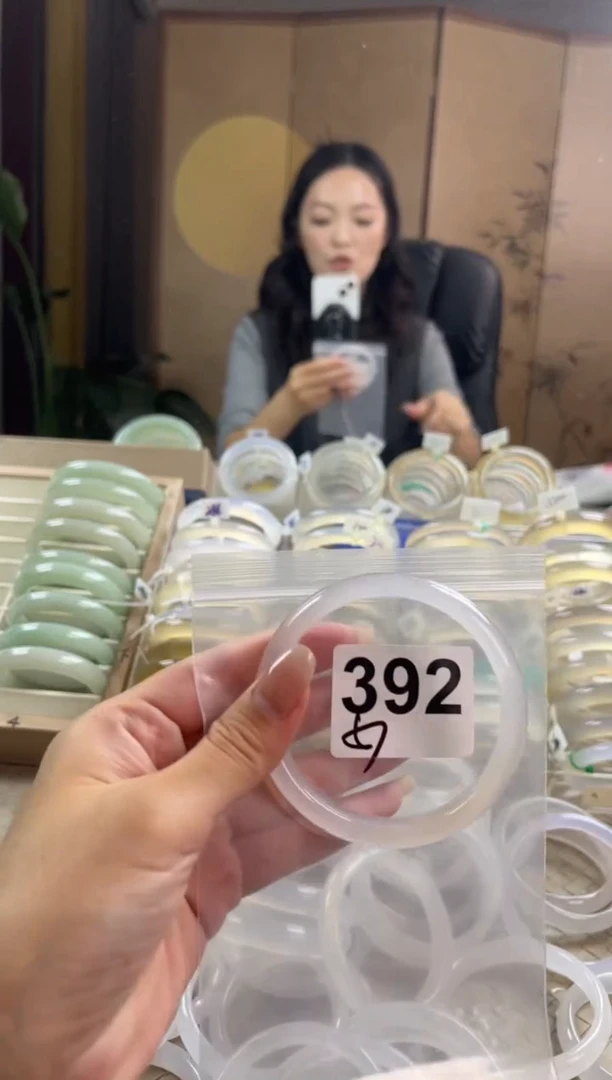 手镯玛瑙/玉髓未镶嵌392