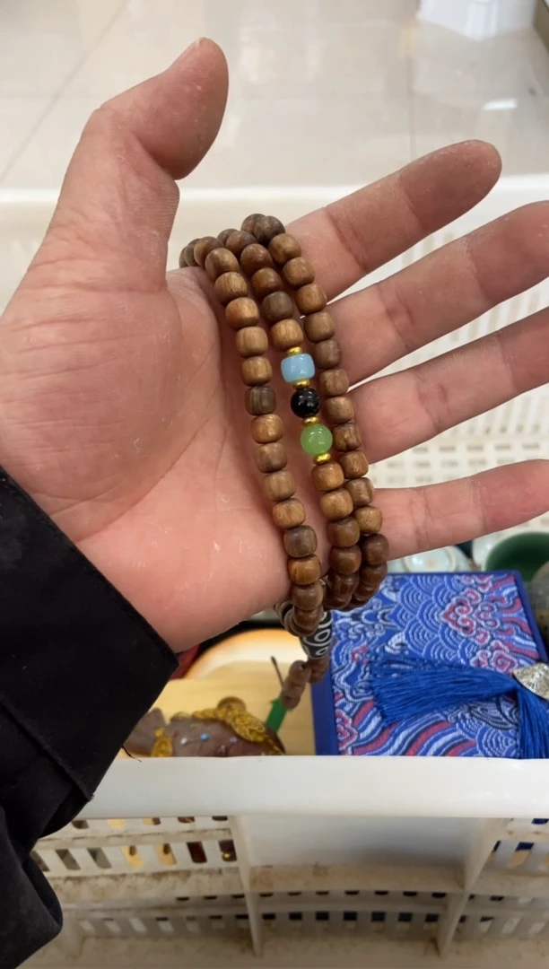 无运费险有瑕疵的摄影的产品有使用过的痕迹有点脏介意勿拍