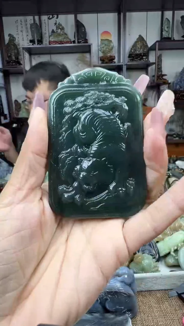 未镶嵌和田玉把件1