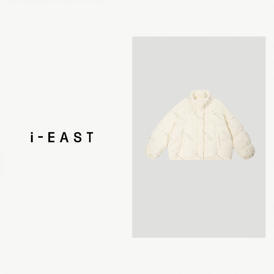 i-EAST 奶油雪顶~冬季高级感花纹羽绒服外套-4D 24J159