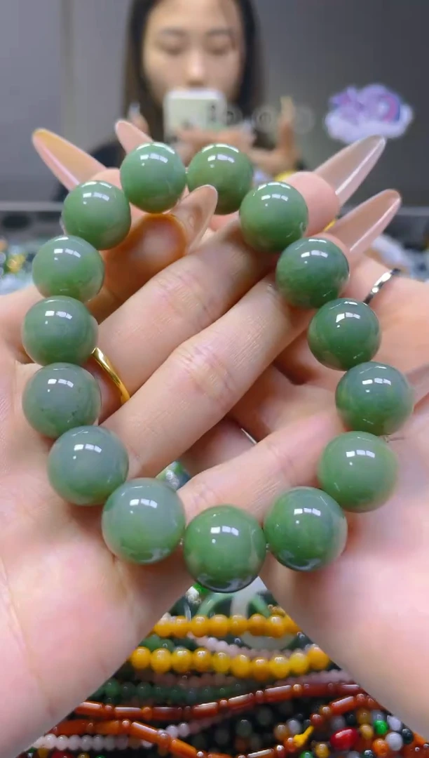 翡翠未镶嵌颈饰13MM/P/翡翠A货，一件也是批发价