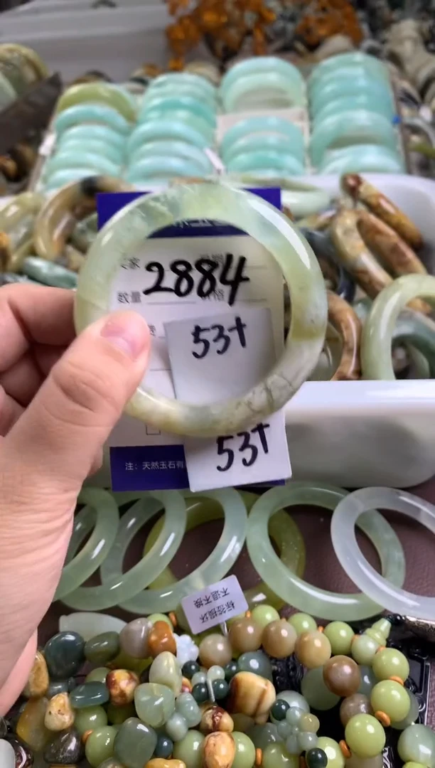 【闪购商品】蛇纹石玉手镯未镶嵌2884