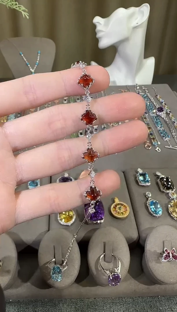 银S925镶嵌手链石榴石6mm到了糖塔设计款