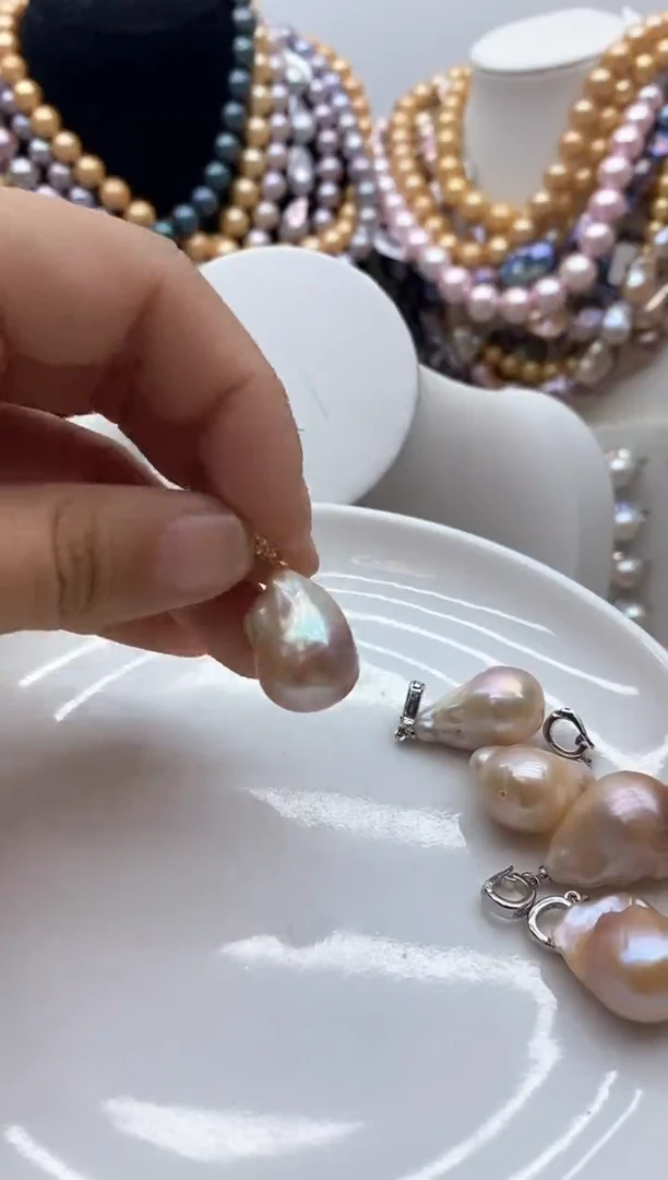 【闪购商品】淡水珍珠颈饰钛钢19