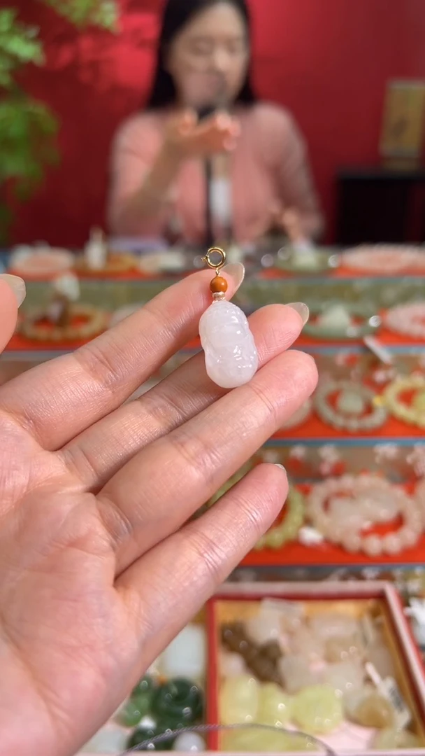 颈饰未镶嵌和田玉白玉不听佛