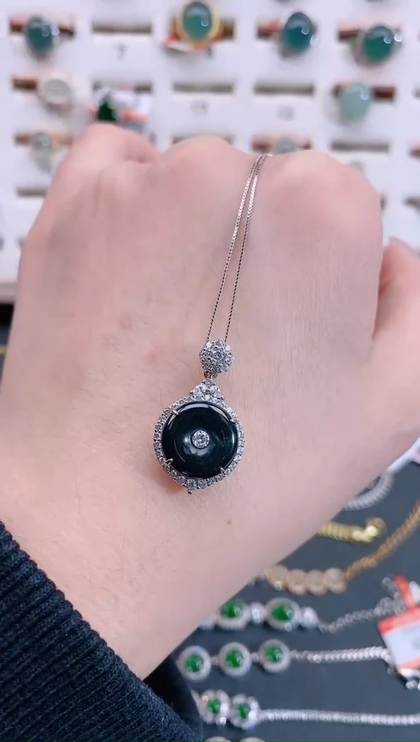 颈饰银S925镶嵌翡翠天然翡翠