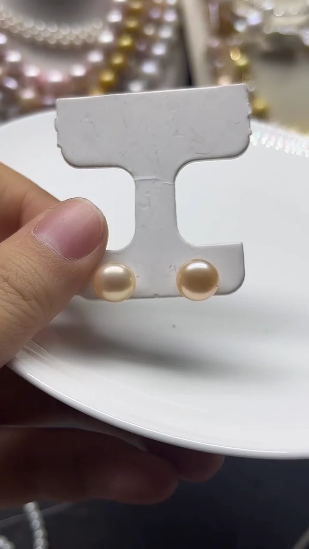 颈饰未镶嵌淡水珍珠耳饰