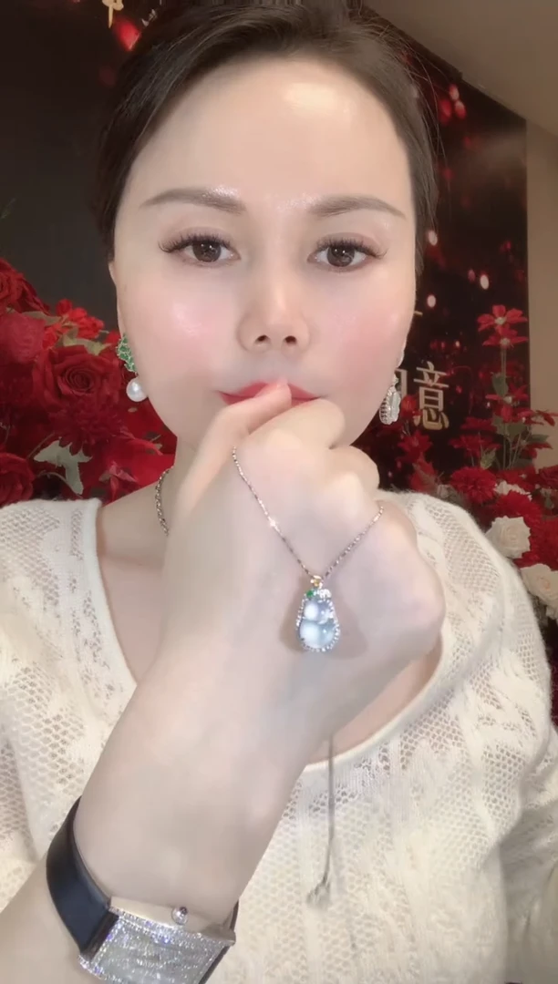 吊坠(不含链)18K金镶嵌翡翠A32
