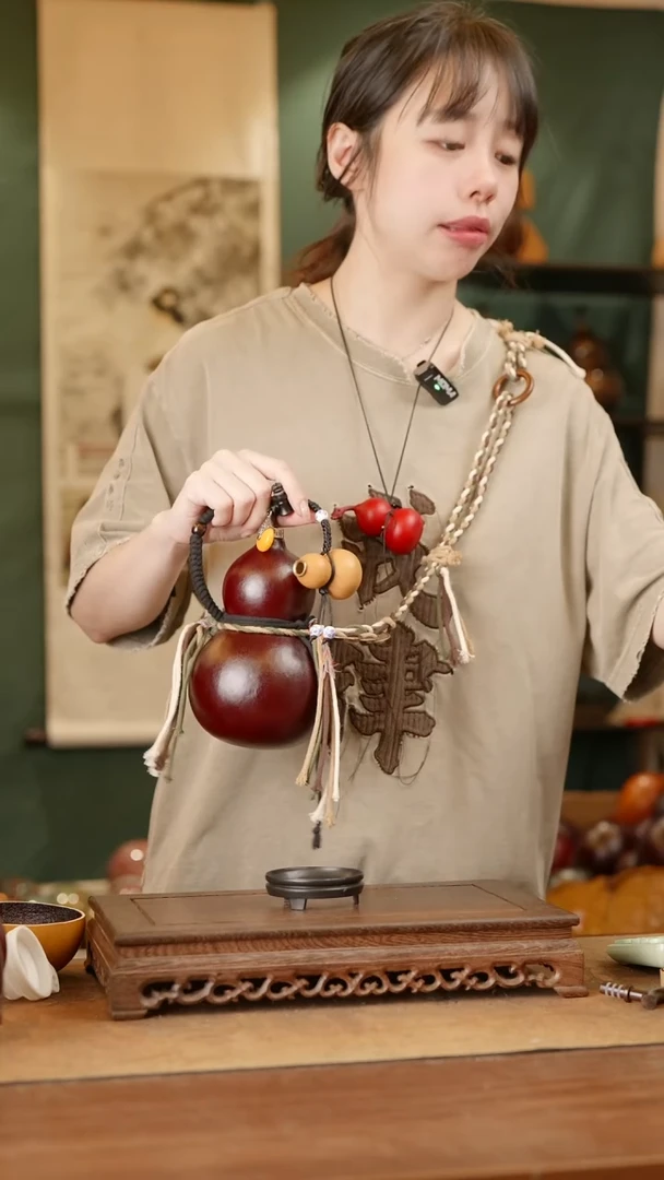 166号精品天然大漆酒葫芦一物一拍~