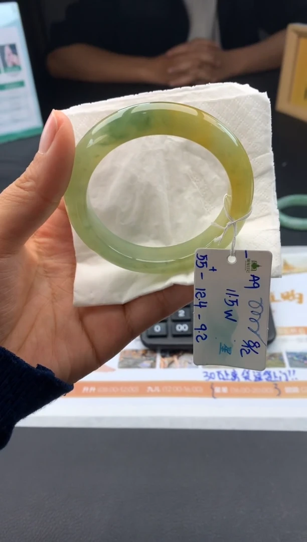 未镶嵌手镯翡翠翡翠自带#送人#，假一赔三