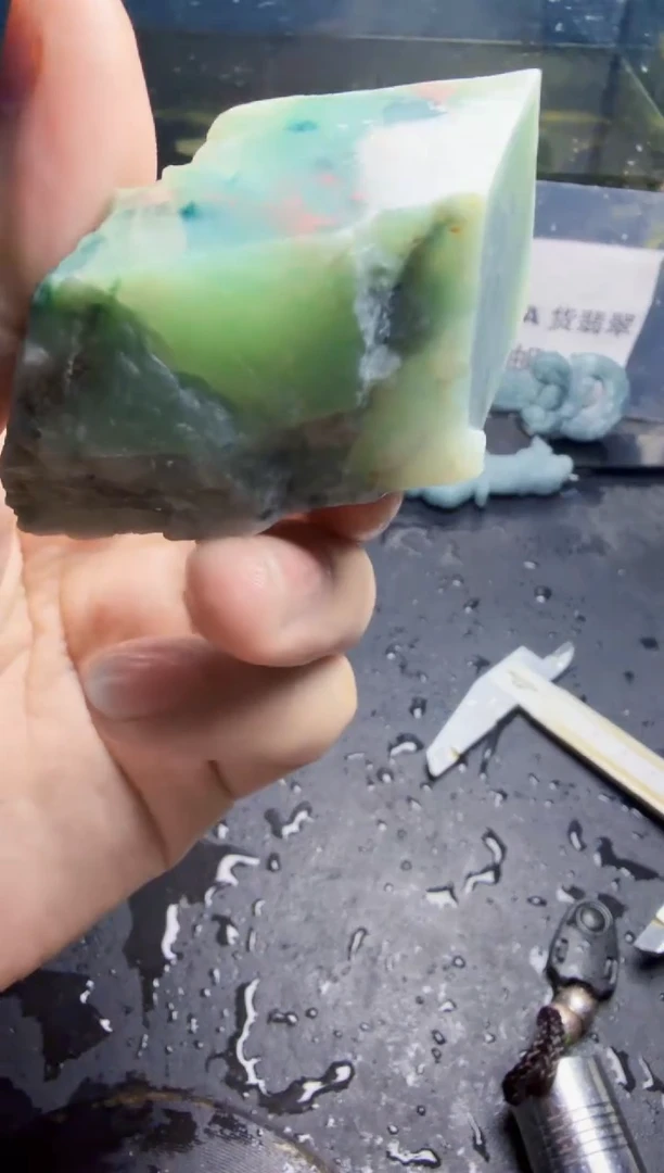 颈饰未镶嵌翡翠天然翡翠027