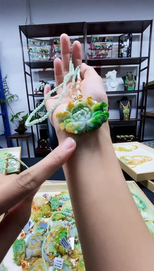 颈饰未镶嵌翡翠翡翠吊坠
