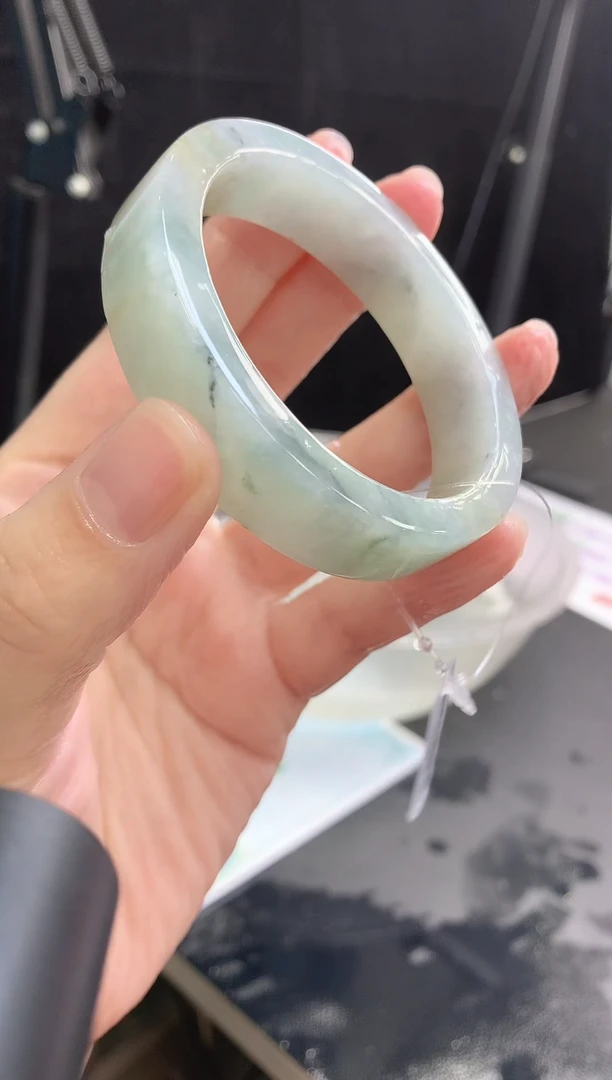 【闪购商品】定制翡翠手镯未镶嵌51 56正