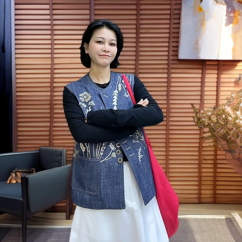 MISS MIN  LJS017春季新款新中式提花刺绣牛仔马甲背心女上衣外套