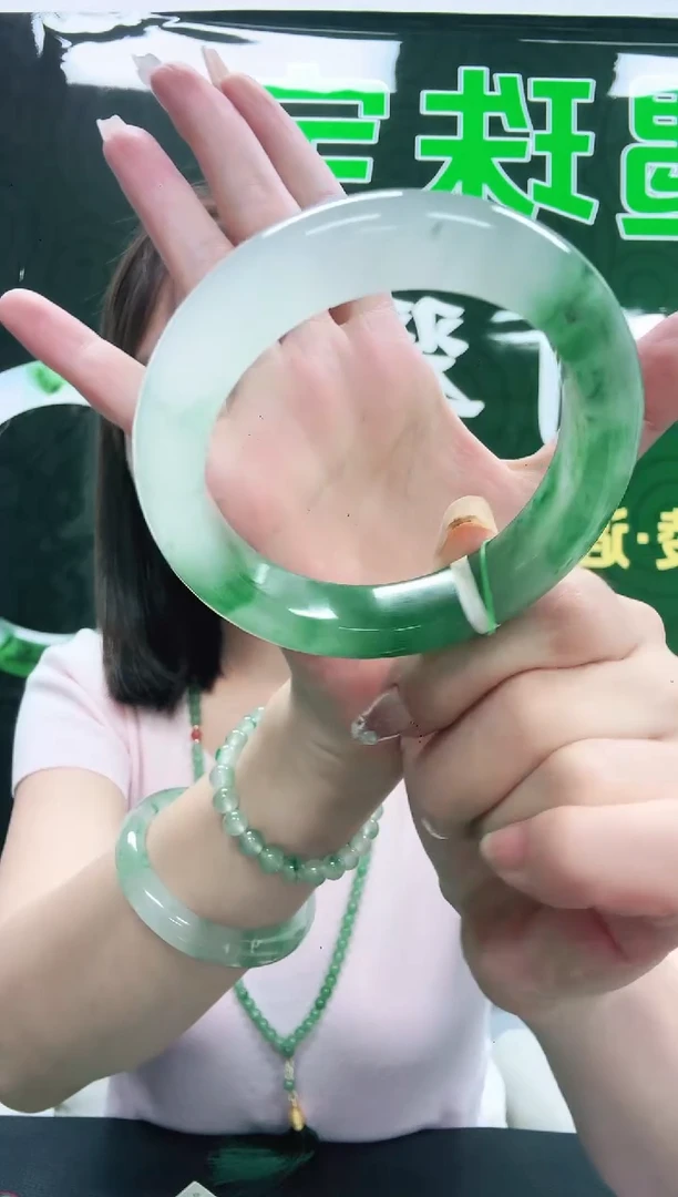 未镶嵌1石英质玉（非洲翠）/6985-56