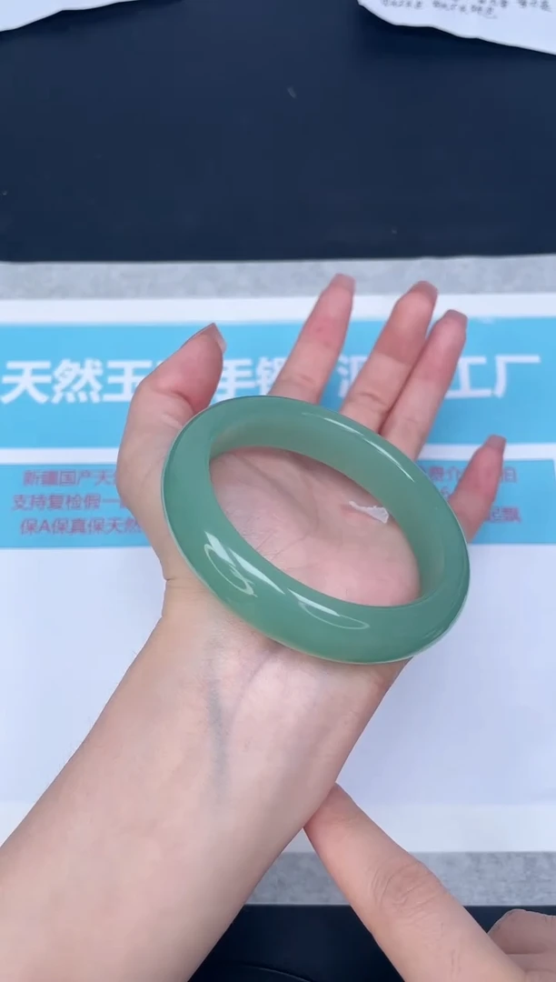 未镶嵌手镯石英质玉w108-58