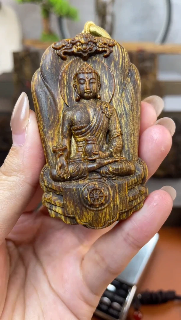 木木雕款芽庄 药师佛7cm送养香瓶