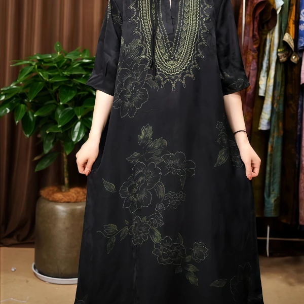 黑耀斑重工刺绣连衣裙民族风大袍子长裙