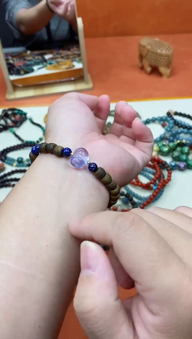手串檀香木未镶嵌莺歌绿直切单圈