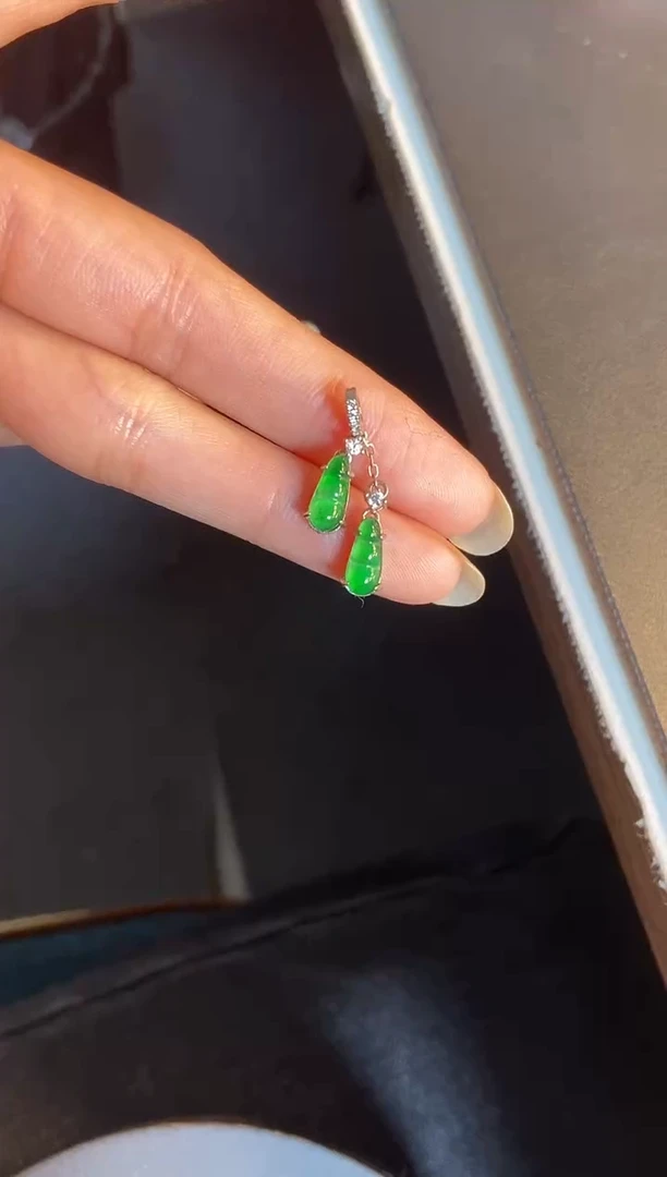 吊坠(不含链)银S925镶嵌翡翠1