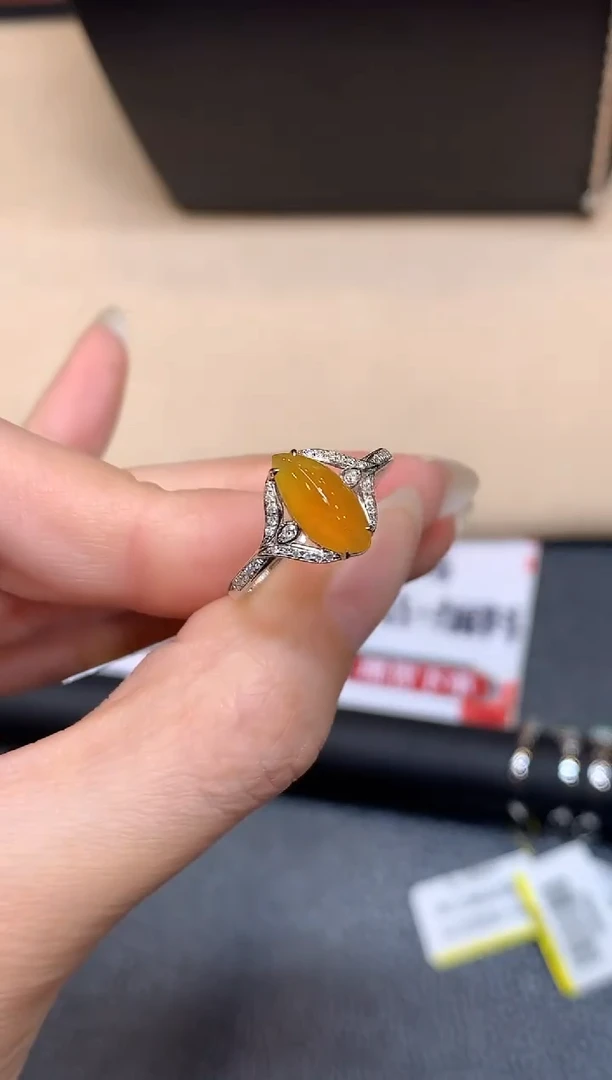 18K金镶嵌戒指翡翠13【无鉴赏期】随形【无服务费