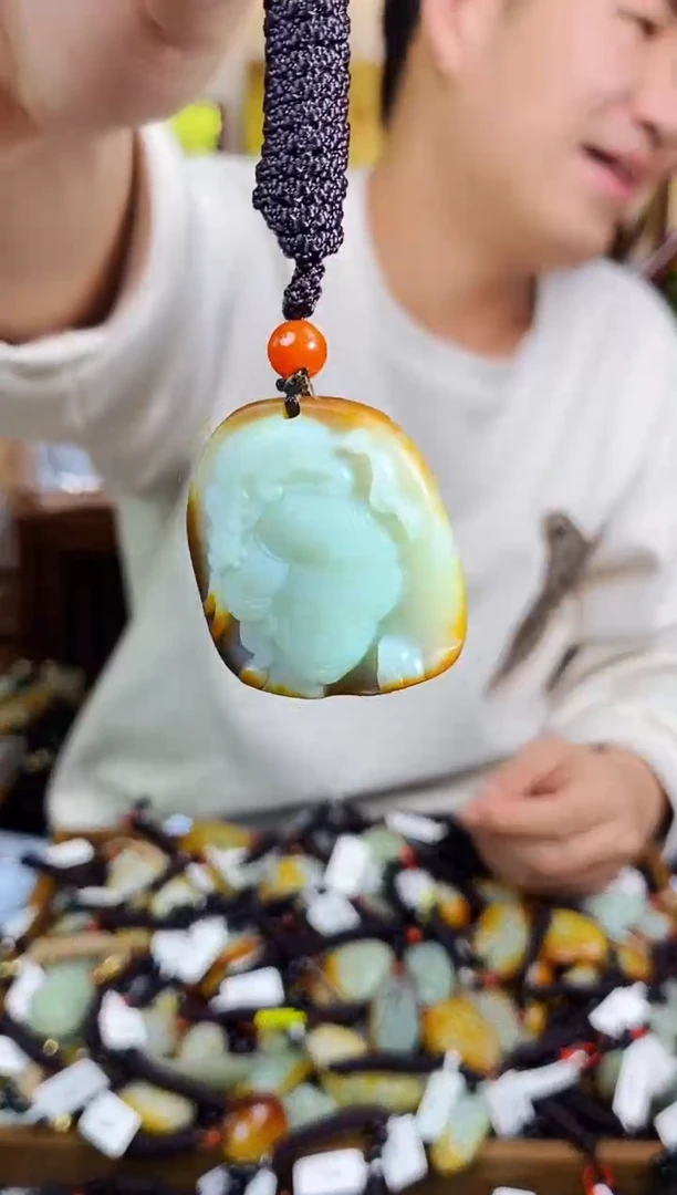 【闪购商品】和田玉颈饰未镶嵌1