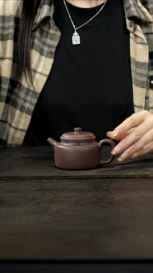 茶壶紫砂深**哥天青泥德钟150cc