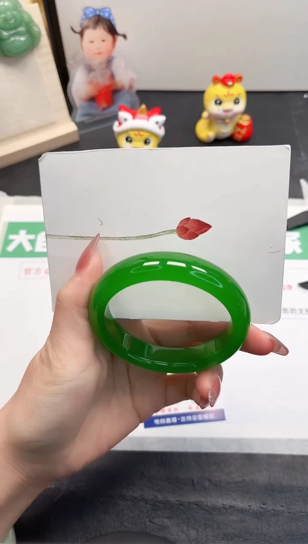 【闪购商品】石英质玉手镯未镶嵌3-60