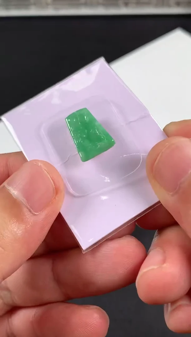 未镶嵌定制翡翠翡翠