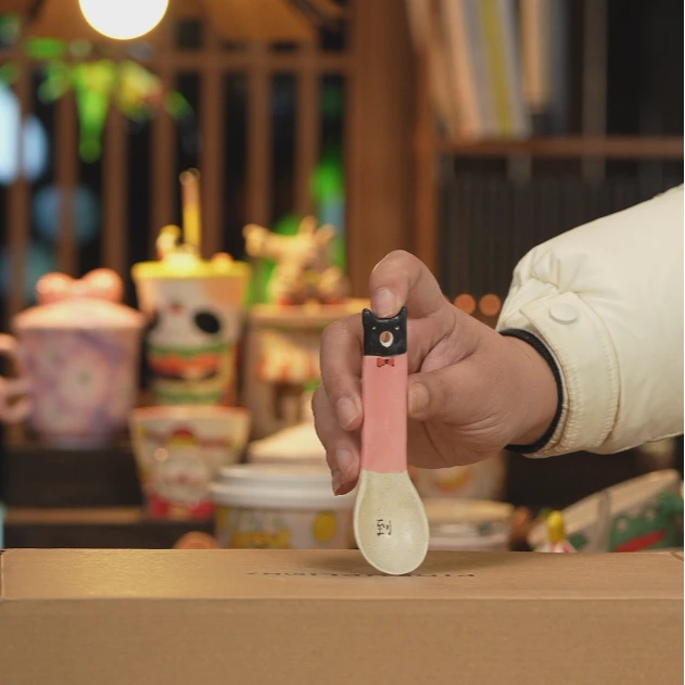 A340手工创意陶瓷勺子