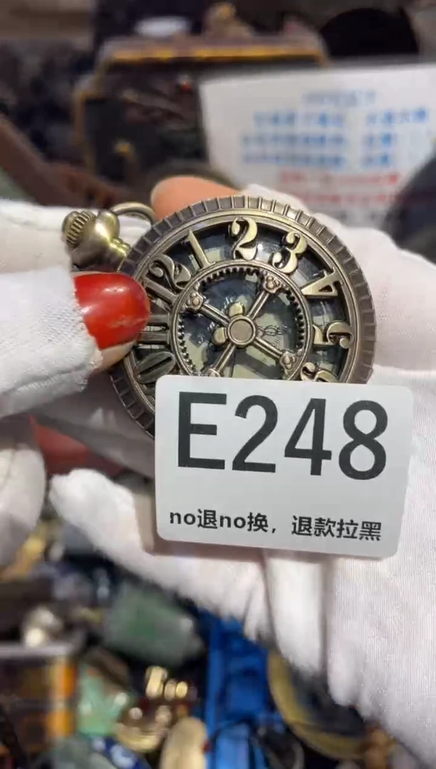 瓷片信**弱表姐直播所见所得