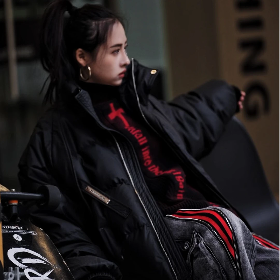 设计潮流感解构短款PU加厚羽绒男小众立领廓形金属绑带面包服