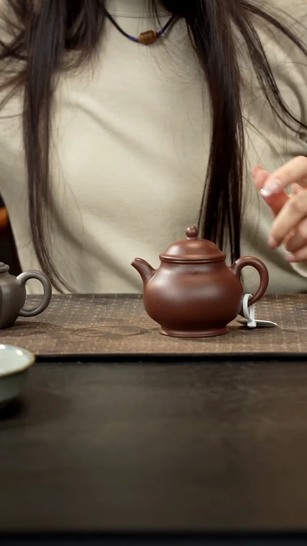 茶壶紫砂老紫泥潘壶170cc