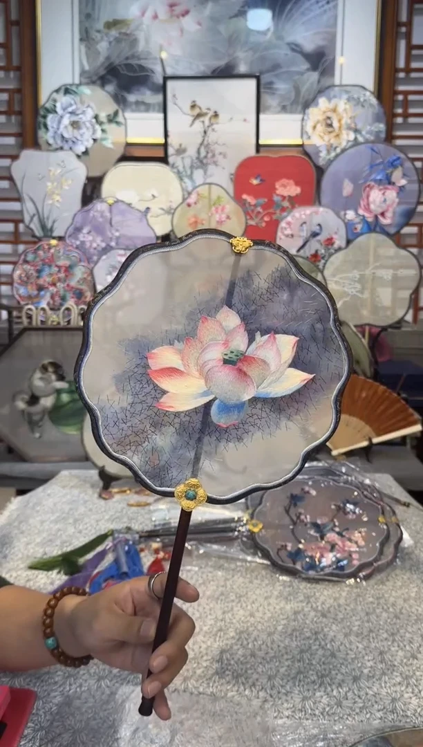 扇子纯手工苏绣团扇 买一送一