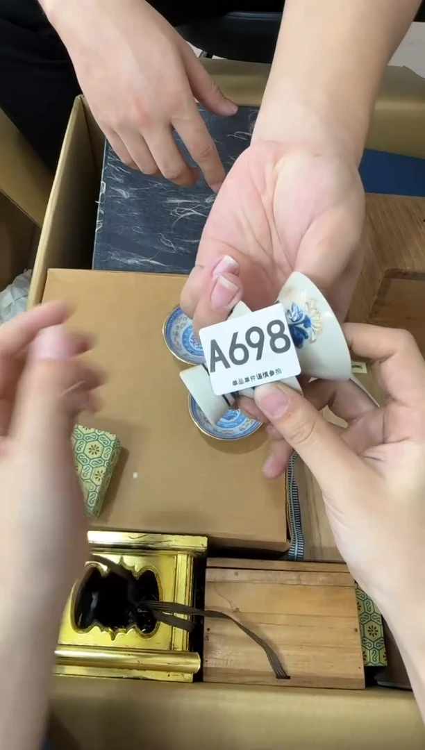 其他?**?698...中古产品谨慎参拍