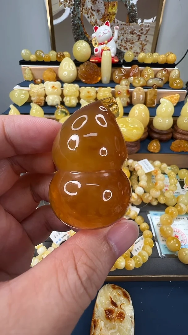 未镶嵌琥珀珠宝奇石p75 蜜糖红葫芦吊坠 27.61g