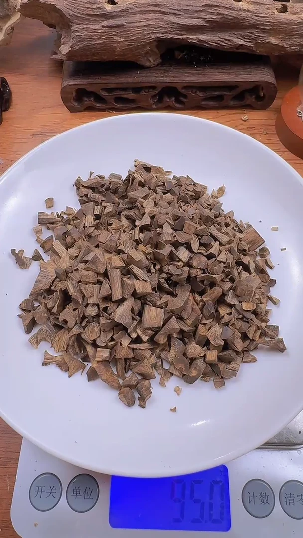 【闪购商品】沉香沉香碎屑琬馨沉香红骨凹身94克