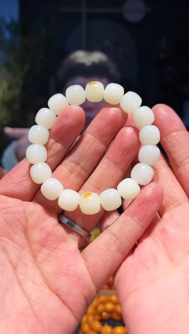 手串未镶嵌和田玉12+单圈