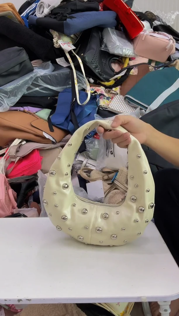 1工厂外贸库存尾货瑕疵女士包