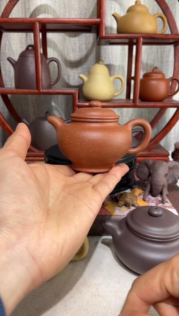 【闪购商品】紫砂茶壶宝山红降坡大亨掇只140cc